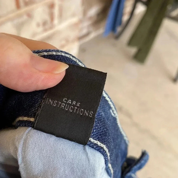 Premiere Distressed Bling Cross Pocket Jeans - Picture 12 of 12